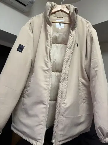 U.S. POLO ASSN. 베이지 다운 자켓