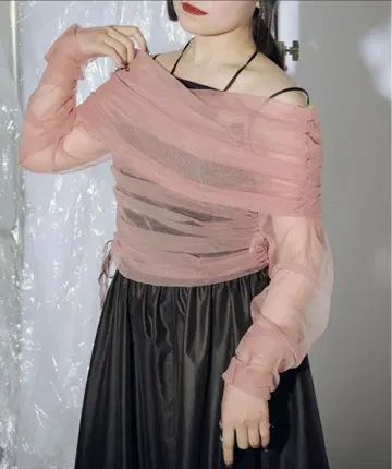 튤 오프숄더 상의 Ladymood