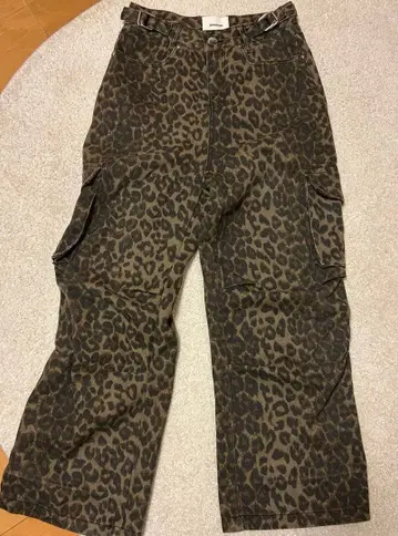 ROGER AND RAW 레오파드 무늬 와이드 팬츠