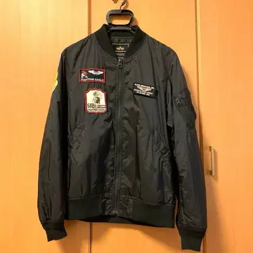 ALPHA INDUSTRIES 플라이트 자켓 블랙