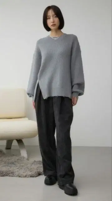 미사용품 AZUL BY MOUSSY 데미지 가공 지퍼 니트