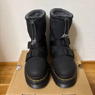 Dr. Martens Audrick Padded Lo 블랙 37
