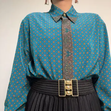 청록색 오리엔탈 도트 페이즐리 무늬 쇼와 레트로 블라우스