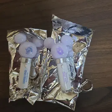 아침까지 타임세일! 디즈니 스토어 펜라이트형 키체인 도나데지 세트