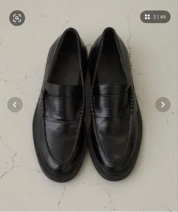 블랙 가죽 로퍼