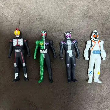 가면라이더 피규어 4체 세트