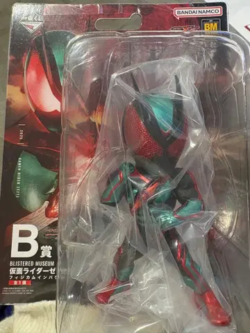 제일복권 가면라이더 갓챠드 & 가면라이더 기츠 B상 가면라이더 갓챠드