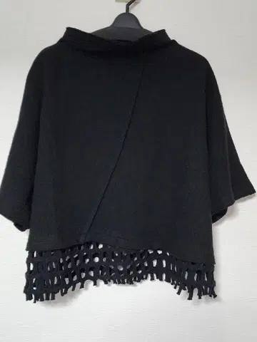 새상품 센소유니코 아라가후 스웨터