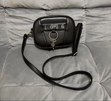 블랙 숄더백 EATME