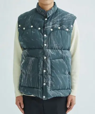 MASU MARBLE BANDANA PUFFER VEST(BLACK)