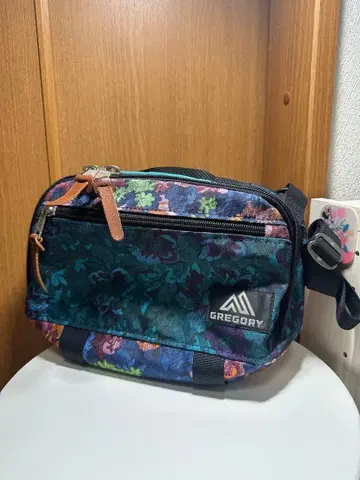 Gregory 그레고리 숄더백 블루 태피스트리 한정품