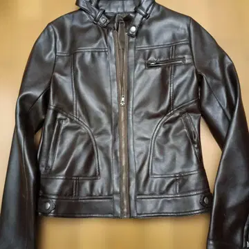 블랙 가죽 싱글 라이더 자켓