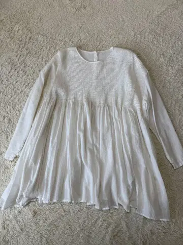 maison de soil 메종드소일 핀턱 블라우스 화이트 새상품급