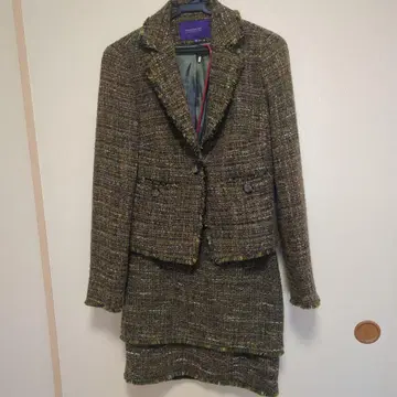 브라운 트위드 자켓 & 스커트 셋업