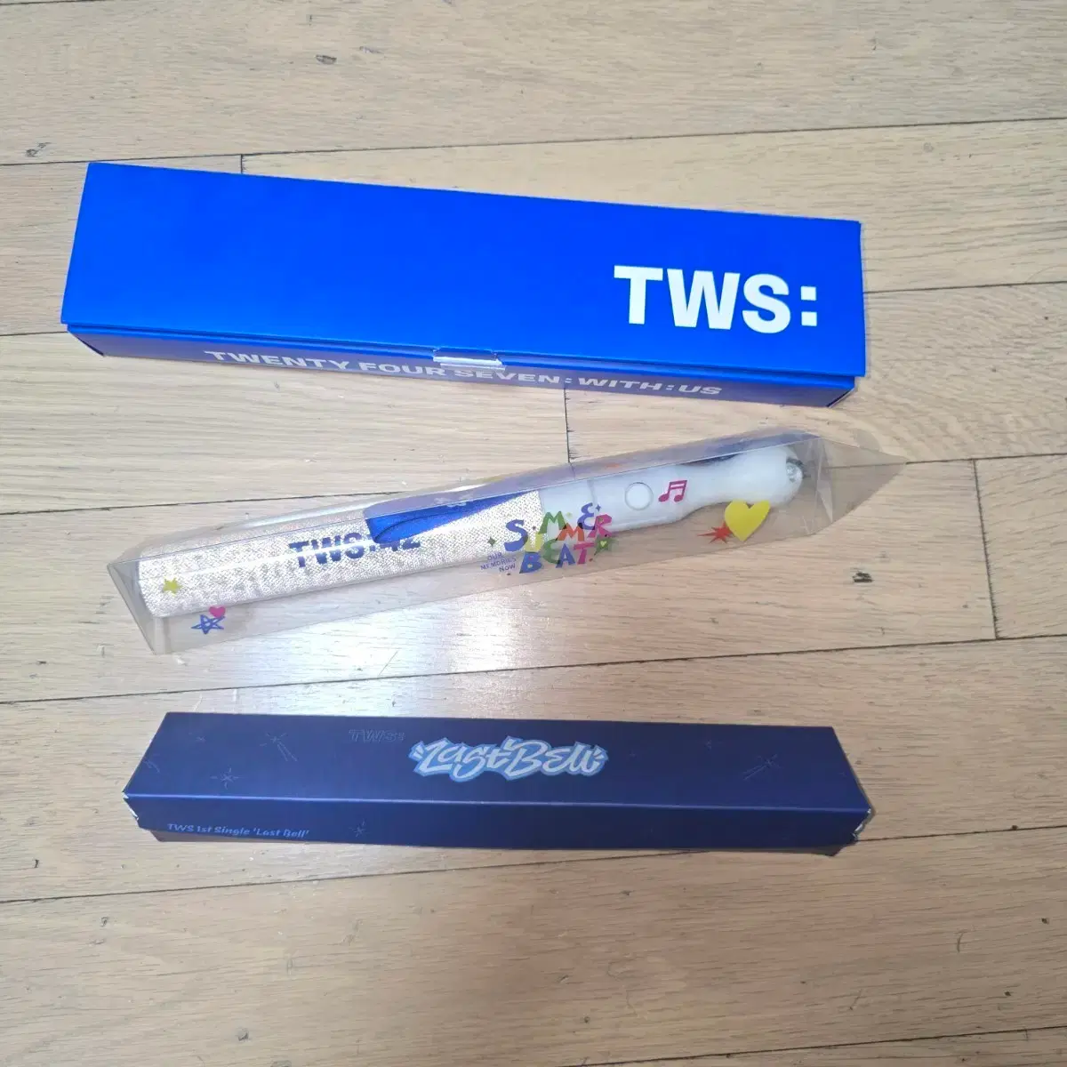 DAY6 | 데이식스 DAY6 1st World Tour Youth DVD on Bunjang Global Site.