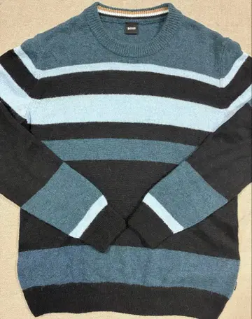 BOSS 스트라이프 니트 스웨터