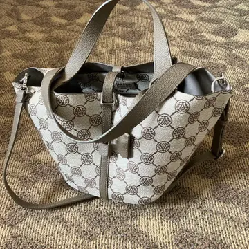 안코키누 로고 토트형 숄더백