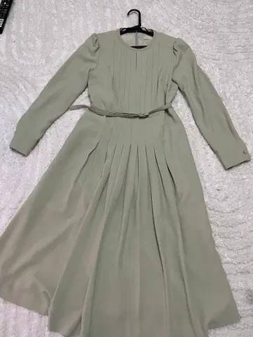 CELFORD 플리츠 원피스