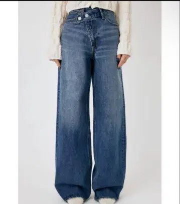 MOUSSY CROSS WAIST WIDE 스트레이트 사이즈 2