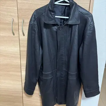 블랙 가죽 코트