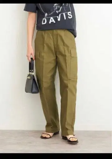 새상품급 [FRAMeWORK] 카고 팬츠 사이즈 38 올리브 루즈핏
