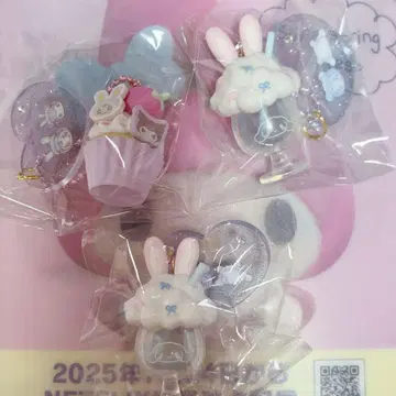 mezzo piano 산리오 콜라보 3개 세트