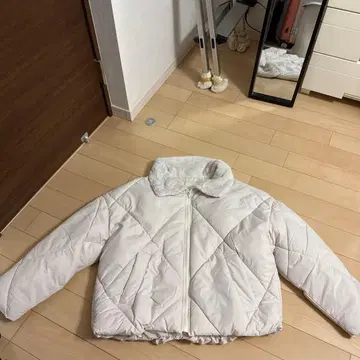 GRL 화이트 다운 자켓 인조 모피 옷깃