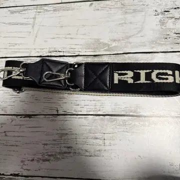 SEVENTEEN right here 숄더 스트랩