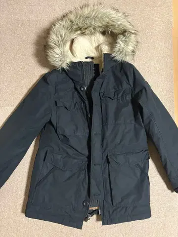 네이비 퍼 후드 다운 자켓