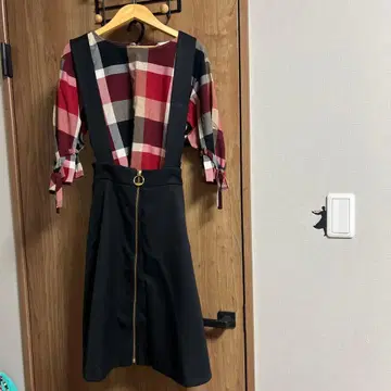 Blue Label 체크 무늬 슬리브리스 원피스