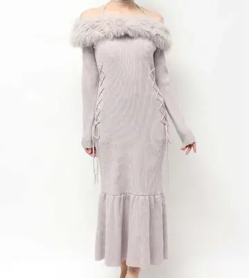 RESEXXY 페이크퍼 트리밍 니트 원피스