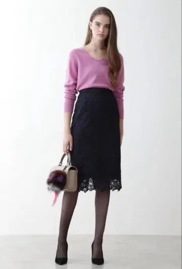 Pinky&Dianne 네이비 케미컬 레이스 스커트 36