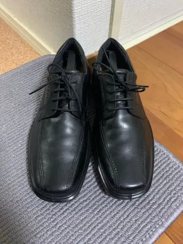 ECCO 블랙 가죽 비즈니스 슈즈