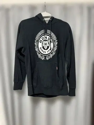 Hide&Seek 블랙 후드 부착 후드티