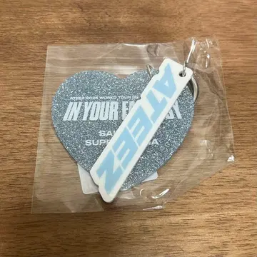 ATEEZ 아치즈 타마아리 회장 한정판 아크릴 키링 하트