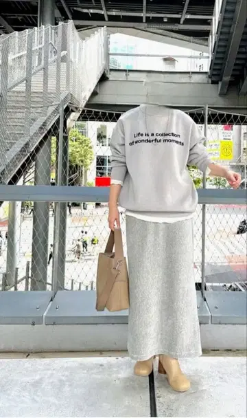 자카드 로고 니트 풀오버