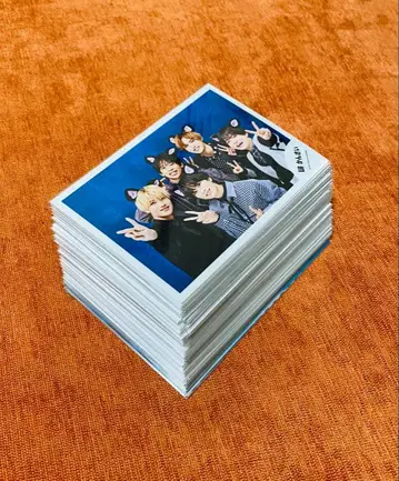 Lil 칸사이 공식 사진 89장 묶음 판매 세트!