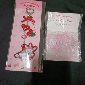 메조 피아노 헬로키티 키링 체리 미개봉 새상품 아크릴 스탠드