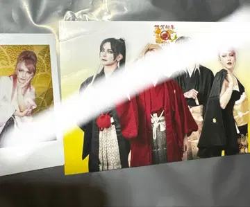 JILUKA 엽서와 폴라로이드