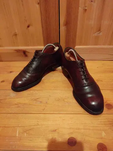 알든 BEAMS 별주 코도반 안장 신발