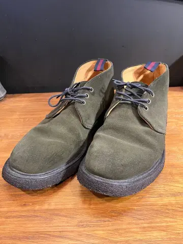 SANDERS 스웨이드 부츠