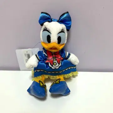 택 포함 새상품 도나파루 2025 데이지 인형 배지