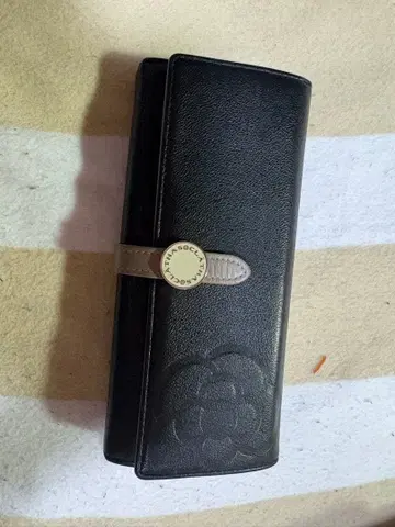 CALVIN KLEIN 블랙 가죽 장지갑