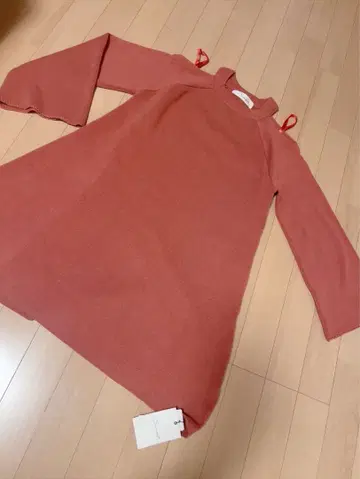 snidel 오픈 숄더 튜닉 원피스