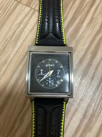 초 레어 아식스 스퀘어형 탈부착 가능 손목시계