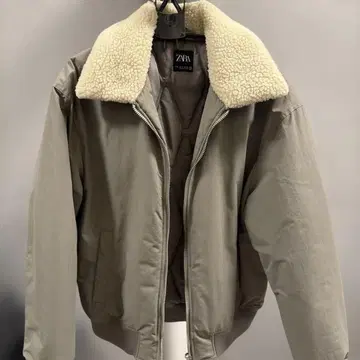 ZARA 쉘파 카라 부착 점퍼 M 사이즈