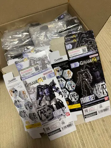 건담 G 프레임 FA08 검은 삼연성 자쿠 II 3체 세트