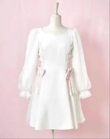 멜 메모 레이스업 원피스