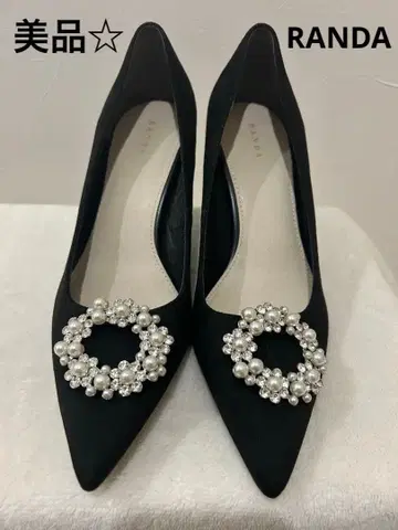 새상품급 RANDA 블랙 펄 비쥬 장식 스틸레토 스웨이드 펌프스