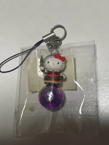 헬로키티 다몬텐